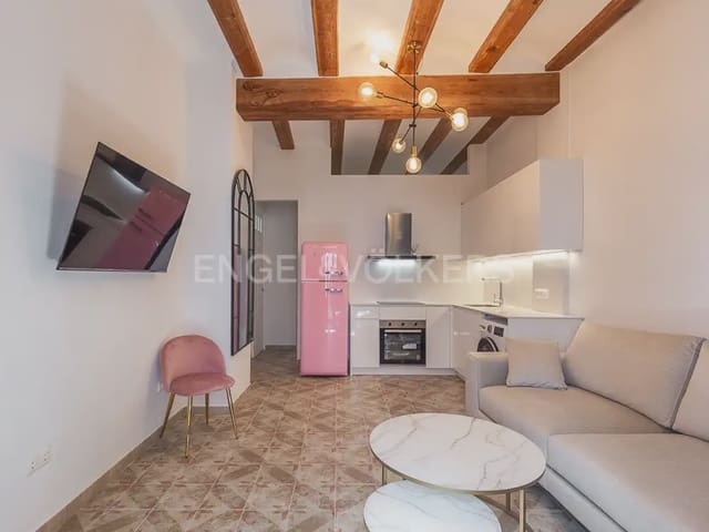 1 soverom Leilighet til leie i El Mercat, Valencia by - € 1 400 (Ref: 10140133)