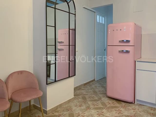 1 soverom Leilighet til leie i El Mercat, Valencia by - € 1 400 (Ref: 10140133)