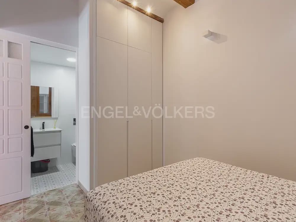 1 bedroom Flat for rent in Valencia city - € 1,400 (Ref: 10140133)