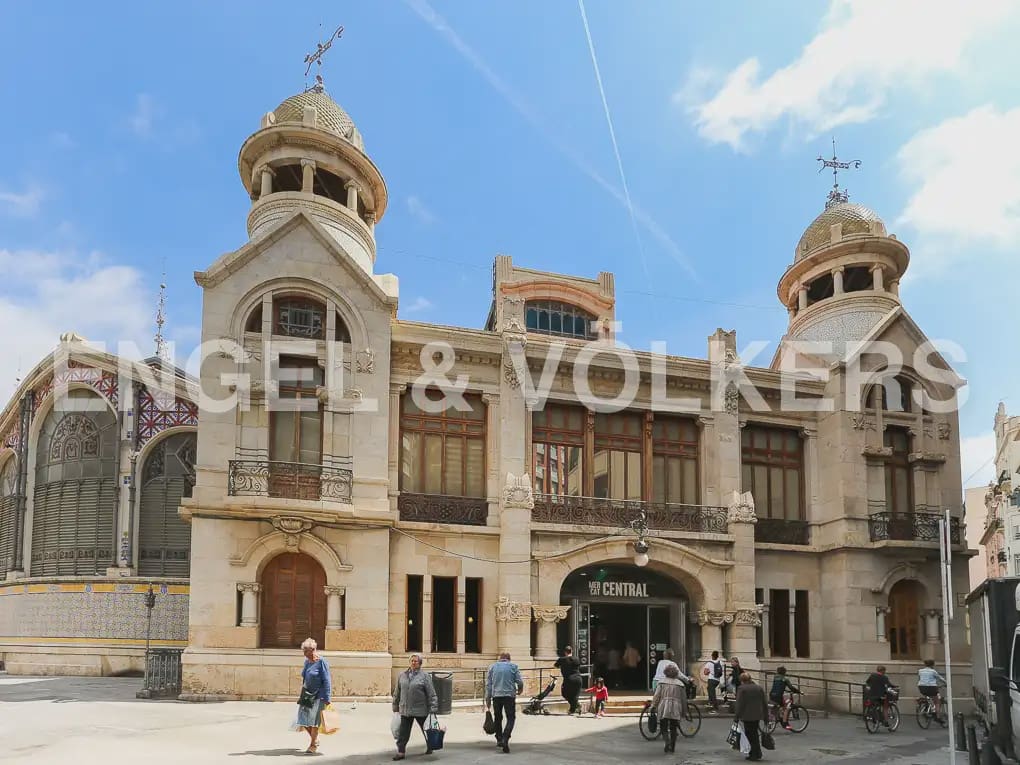1 bedroom Flat for rent in Valencia city - € 1,400 (Ref: 10140133)