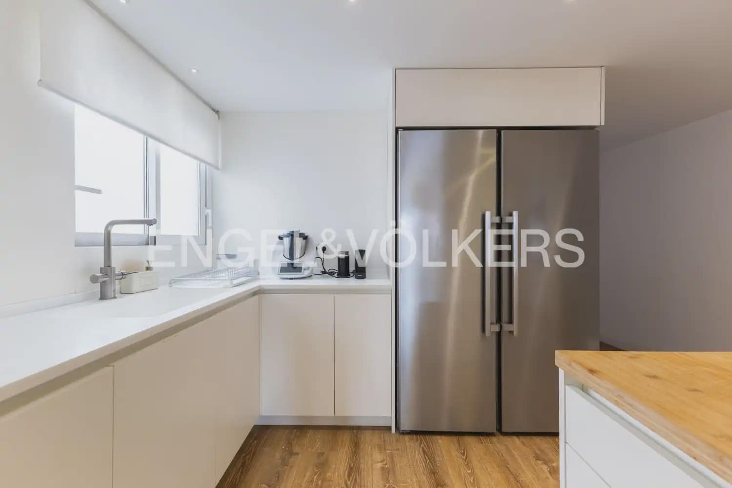 4 Zimmer Wohnung zu vermieten in Valencia Stadt mit Garage - 5.000 € (Ref: 10140134)