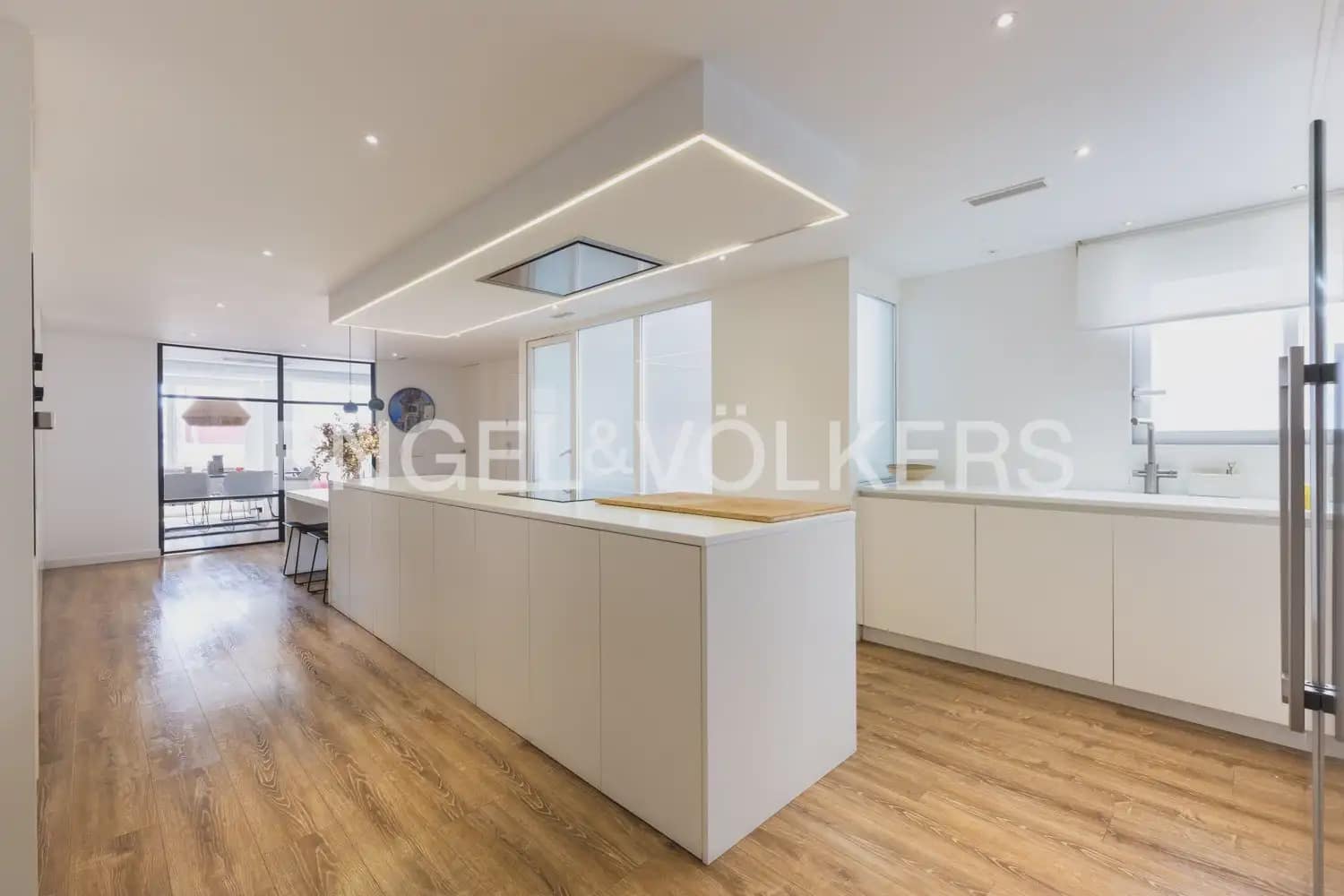 4 Zimmer Wohnung zu vermieten in Valencia Stadt mit Garage - 5.000 € (Ref: 10140134)