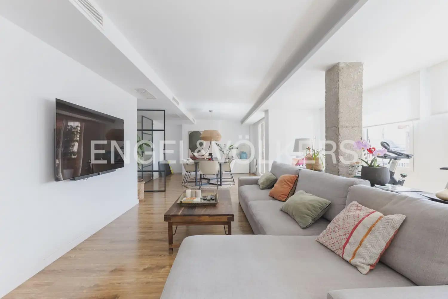 4 Zimmer Wohnung zu vermieten in Valencia Stadt mit Garage - 5.000 € (Ref: 10140134)