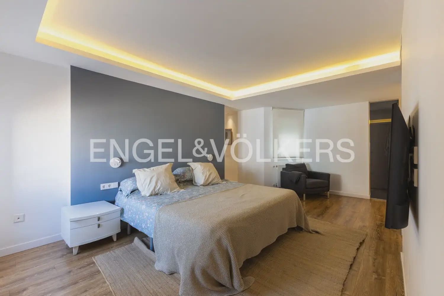 4 Zimmer Wohnung zu vermieten in Valencia Stadt mit Garage - 5.000 € (Ref: 10140134)