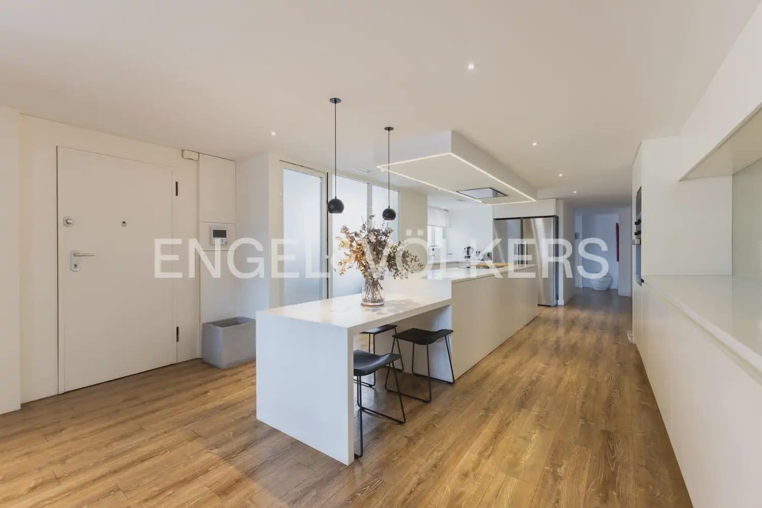 4 Zimmer Wohnung zu vermieten in Valencia Stadt mit Garage - 5.000 € (Ref: 10140134)