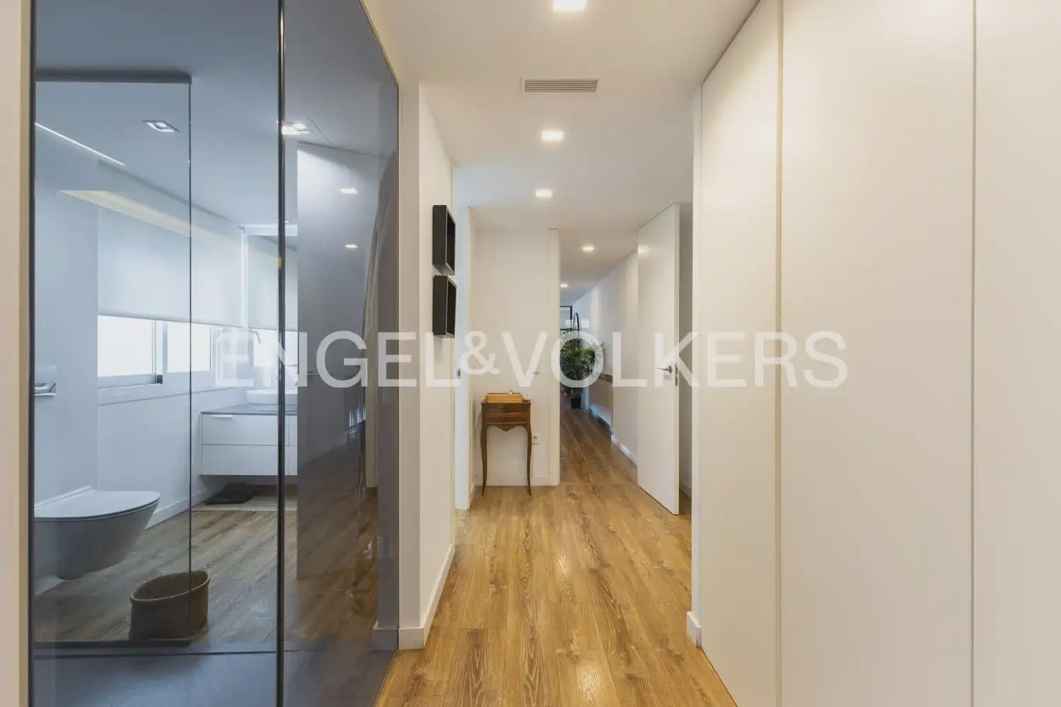 4 Zimmer Wohnung zu vermieten in Valencia Stadt mit Garage - 5.000 € (Ref: 10140134)