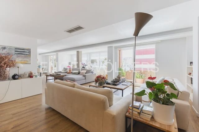 4 Zimmer Wohnung zu vermieten in Arrancapins, València Stadt mit Garage - 5.000 € (Ref: 10140134)
