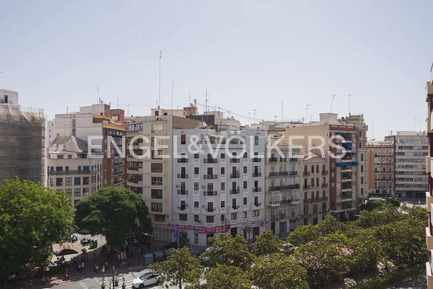 4 Zimmer Wohnung zu vermieten in Valencia Stadt mit Garage - 5.000 € (Ref: 10140134)