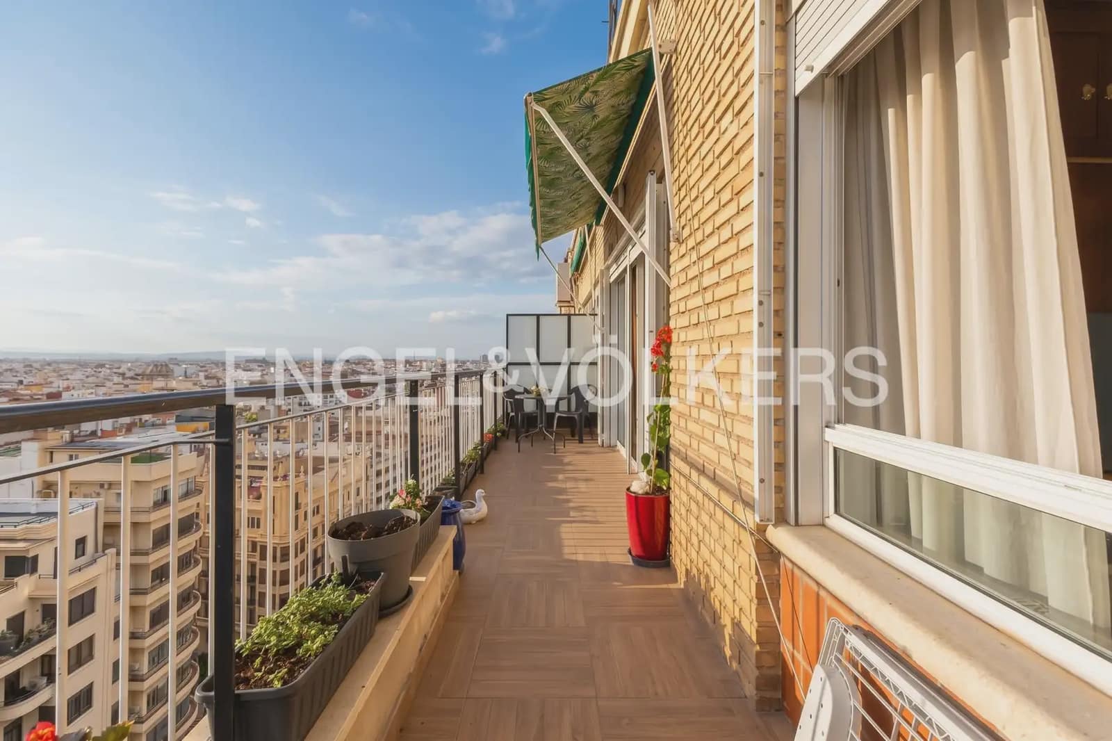 4 quarto Apartamento para venda em Valencia cidade - 1 150 000 € (Ref: 10140247)