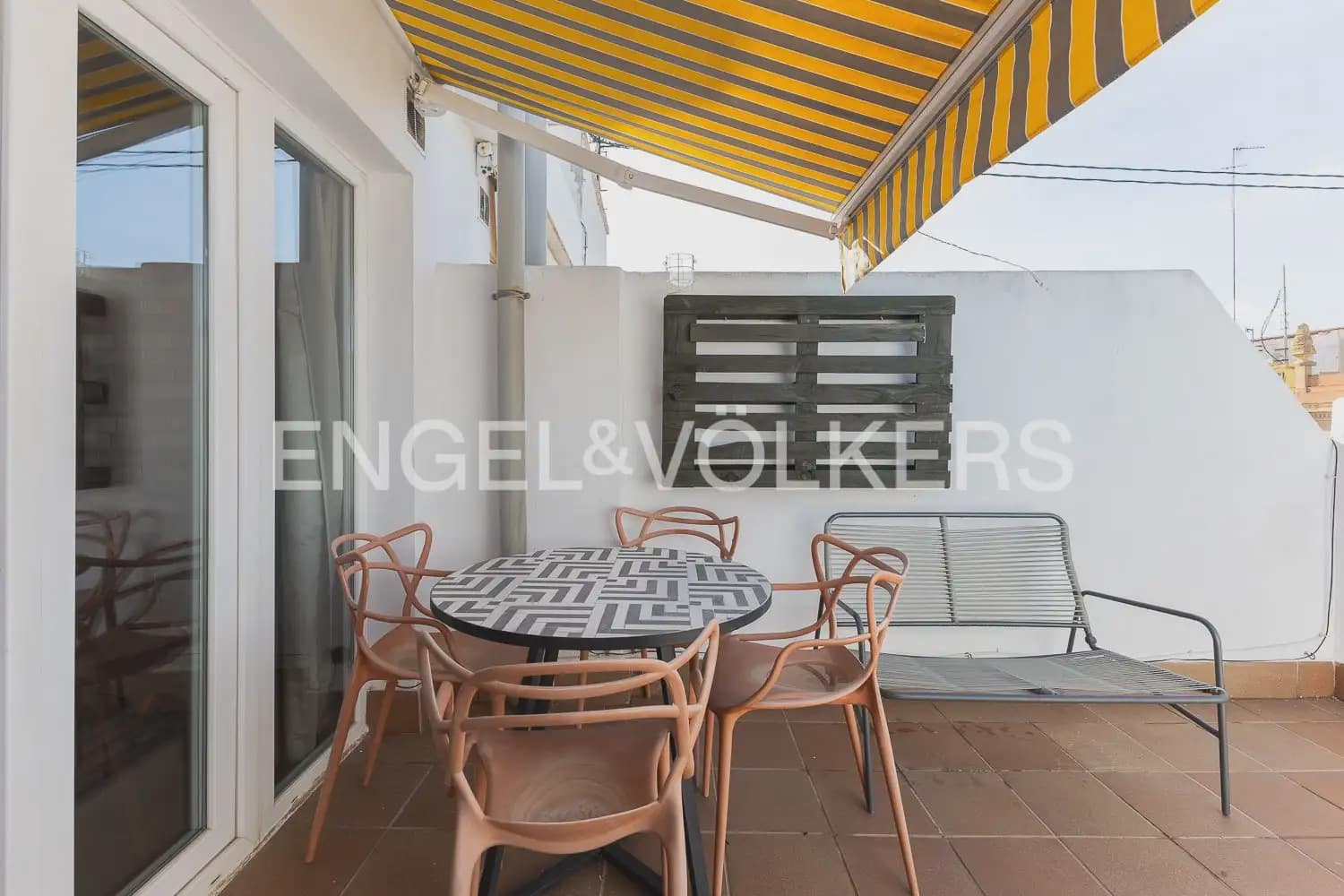 2 Zimmer Wohnung zu vermieten in Valencia Stadt - 1.700 € (Ref: 10140248)