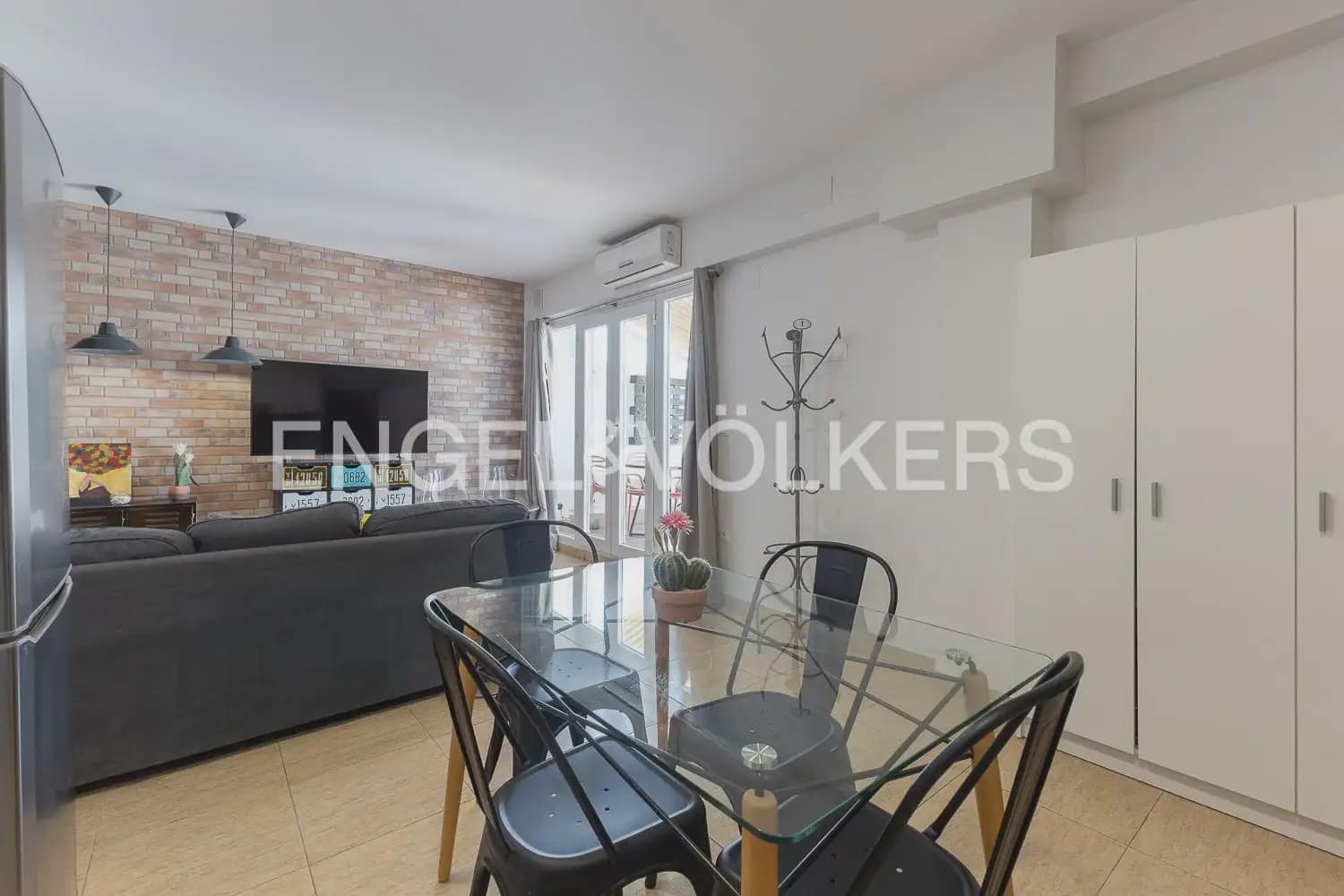 2 Zimmer Wohnung zu vermieten in Valencia Stadt - 1.700 € (Ref: 10140248)