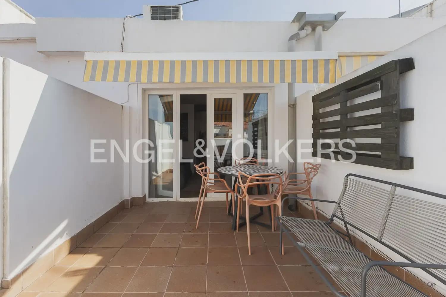 2 Zimmer Wohnung zu vermieten in Valencia Stadt - 1.700 € (Ref: 10140248)