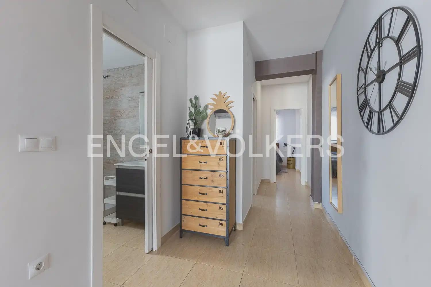 2 Zimmer Wohnung zu vermieten in Valencia Stadt - 1.700 € (Ref: 10140248)
