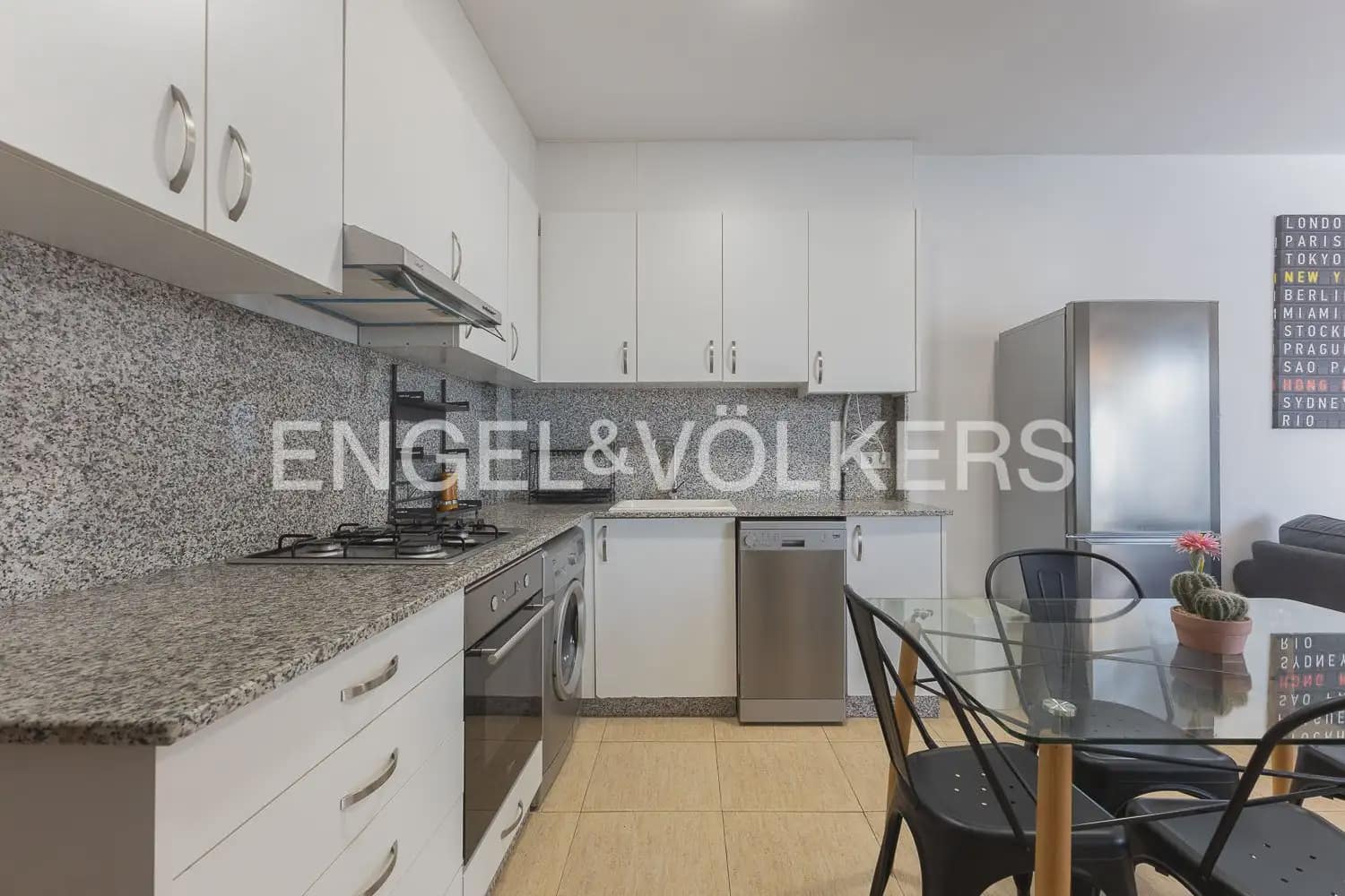 2 Zimmer Wohnung zu vermieten in Valencia Stadt - 1.700 € (Ref: 10140248)