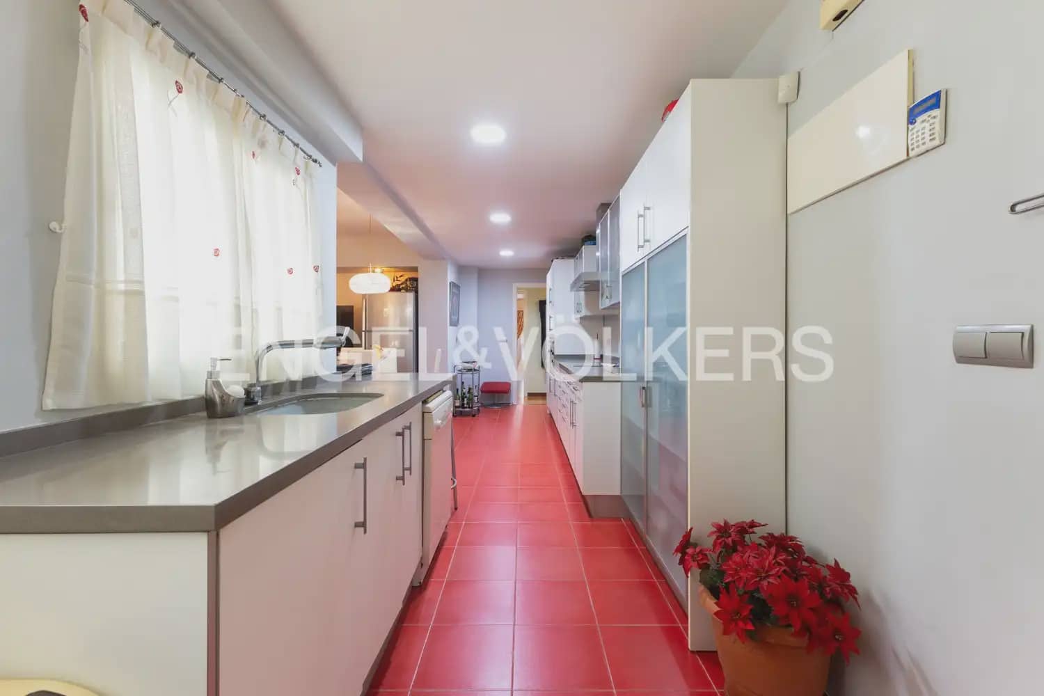 4 sovrum Lägenhet till salu i Valencia stad med garage - 1 200 000 € (Ref: 10140482)