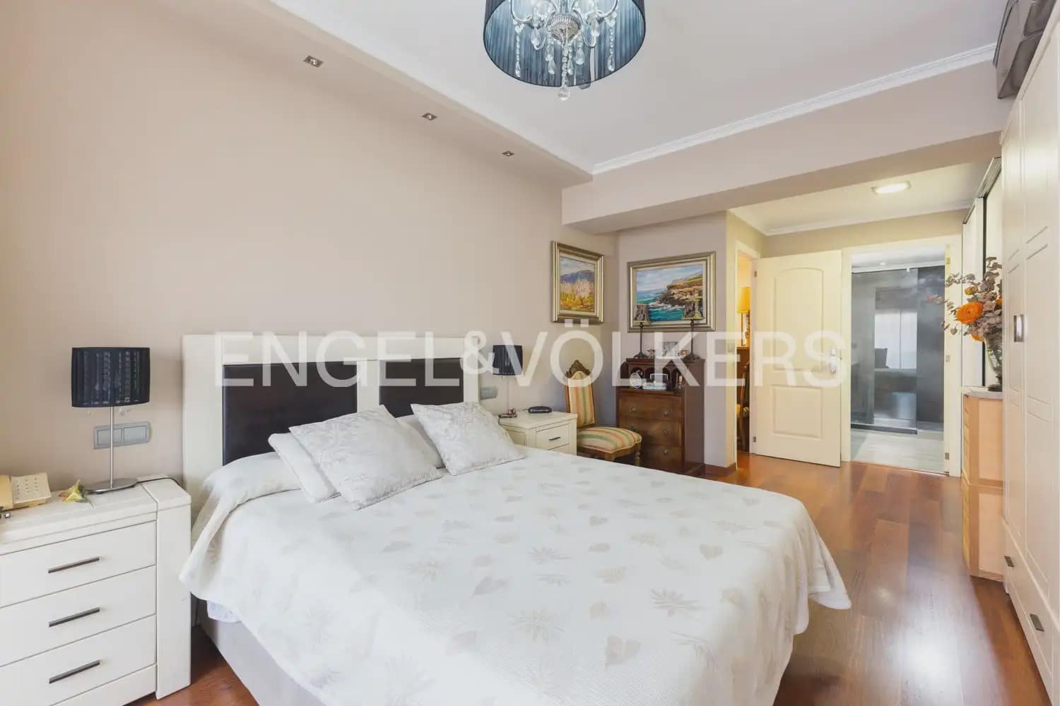 4 sovrum Lägenhet till salu i Valencia stad med garage - 1 200 000 € (Ref: 10140482)