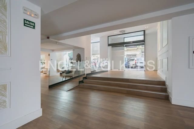 Piso de 2 habitaciones en La Roqueta, València ciudad en alquiler con piscina garaje - 1.850 € (Ref: 10140486)