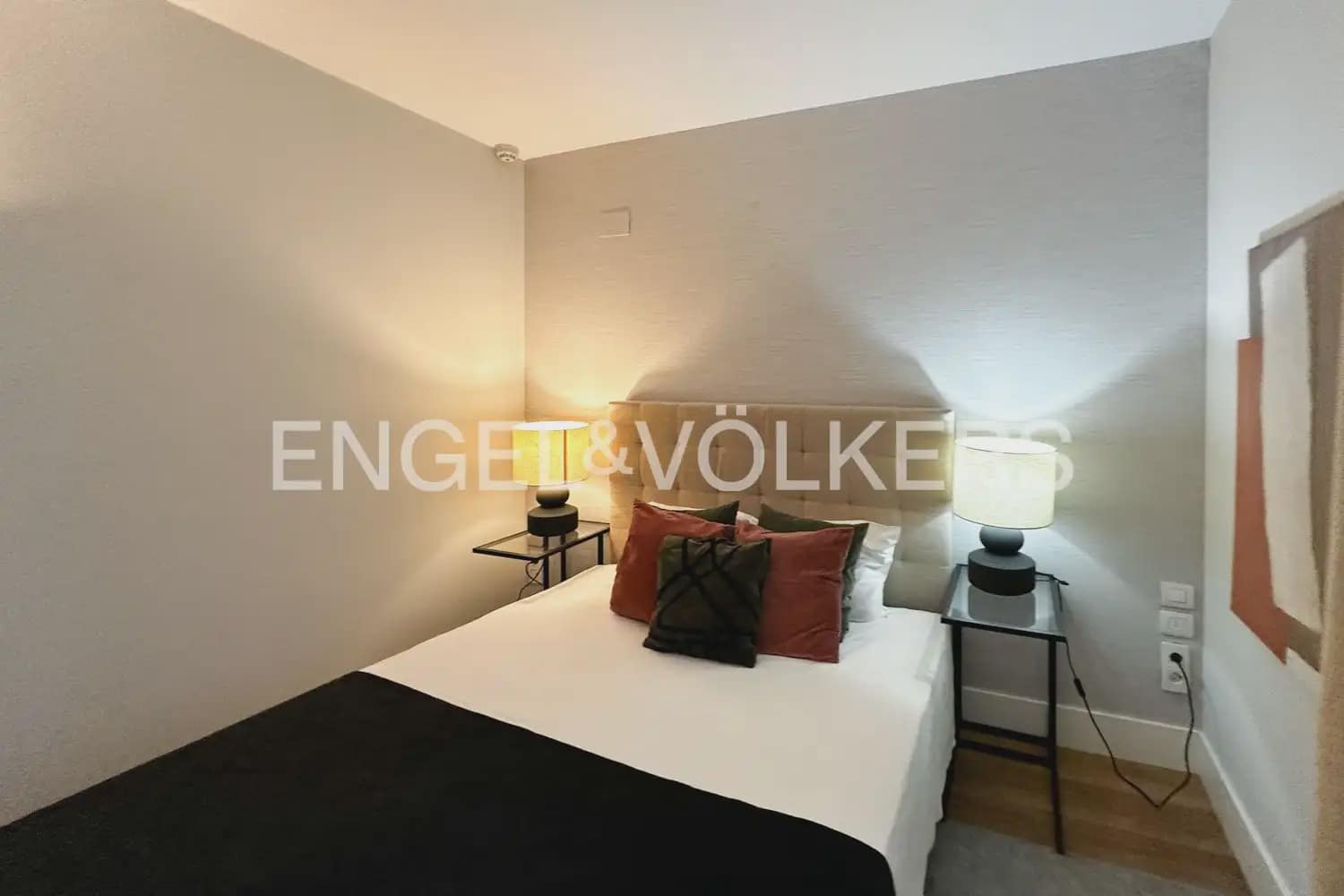 1 soveværelse Lejlighed til leje i Valencia by med swimmingpool - € 1.550 (Ref: 10140487)