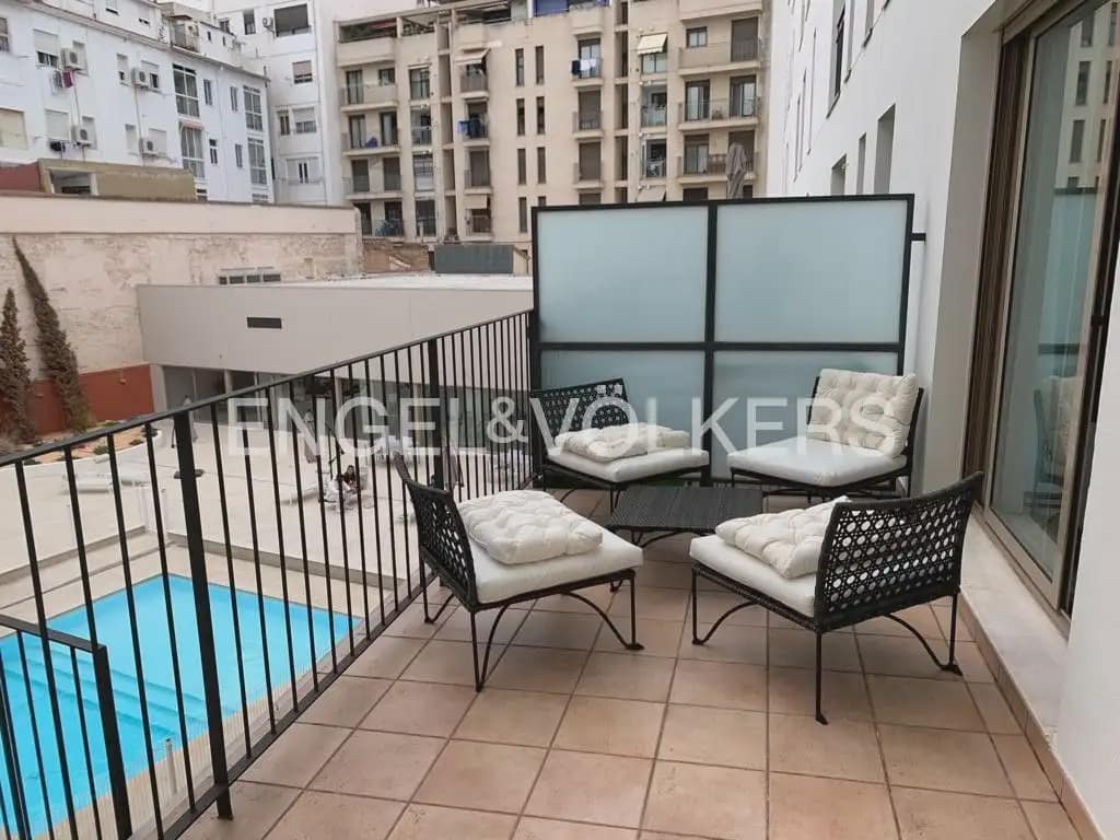 1 soveværelse Lejlighed til leje i Valencia by med swimmingpool - € 1.550 (Ref: 10140487)