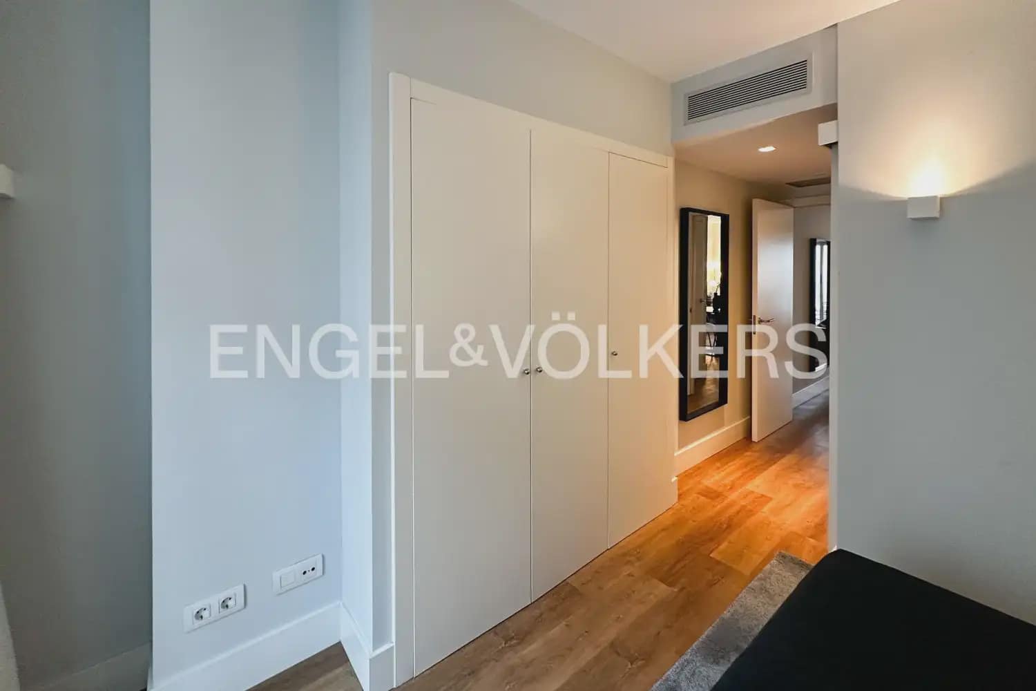 1 soveværelse Lejlighed til leje i Valencia by med swimmingpool - € 1.550 (Ref: 10140487)