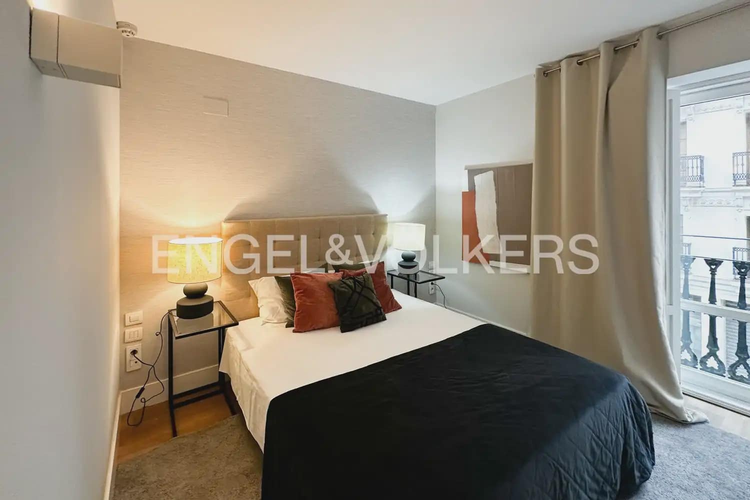 1 soveværelse Lejlighed til leje i Valencia by med swimmingpool - € 1.550 (Ref: 10140487)