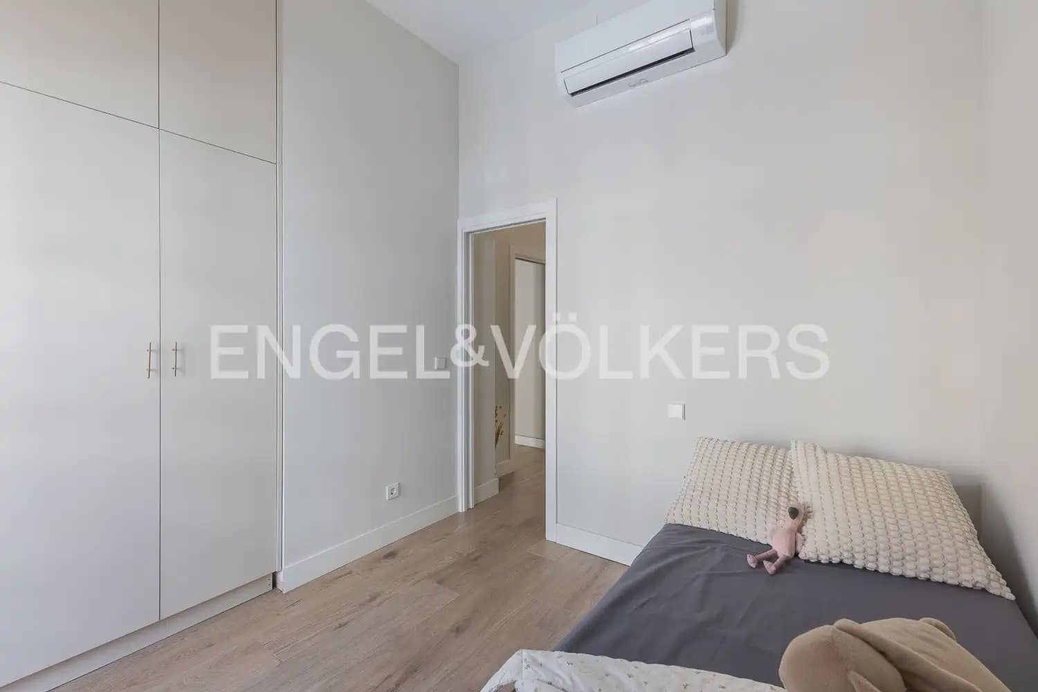 6 soveværelse Byhus til salg i Tavernes Blanques - € 495.000 (Ref: 10144876)