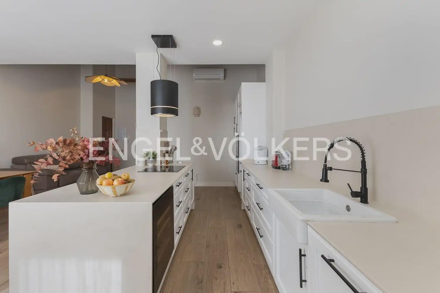 6 soveværelse Byhus til salg i Tavernes Blanques - € 495.000 (Ref: 10144876)