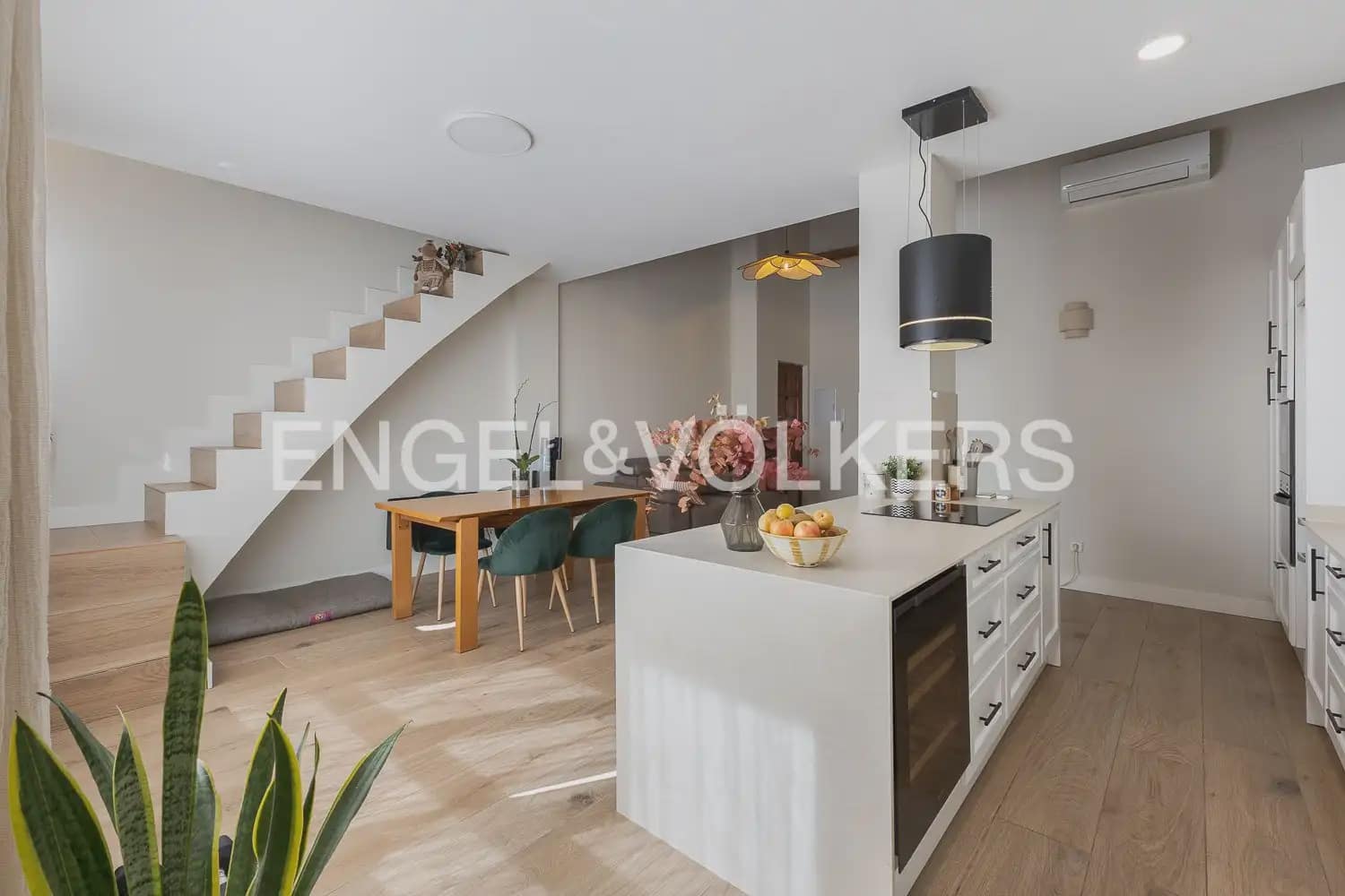 6 soveværelse Byhus til salg i Tavernes Blanques - € 495.000 (Ref: 10144876)