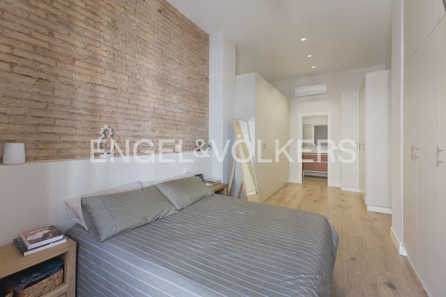 6 soveværelse Byhus til salg i Tavernes Blanques - € 495.000 (Ref: 10144876)