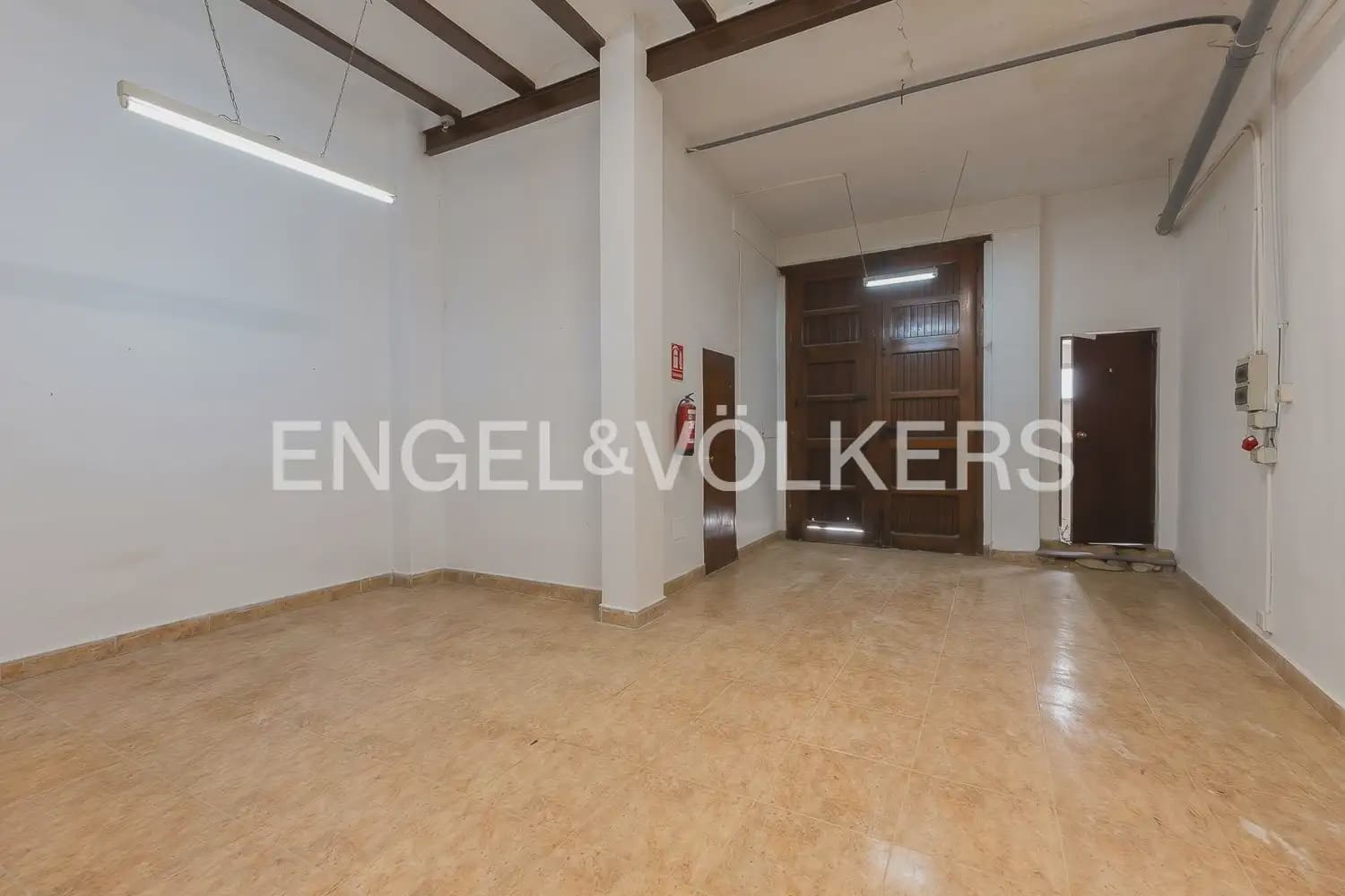 6 soveværelse Byhus til salg i Tavernes Blanques - € 495.000 (Ref: 10144876)