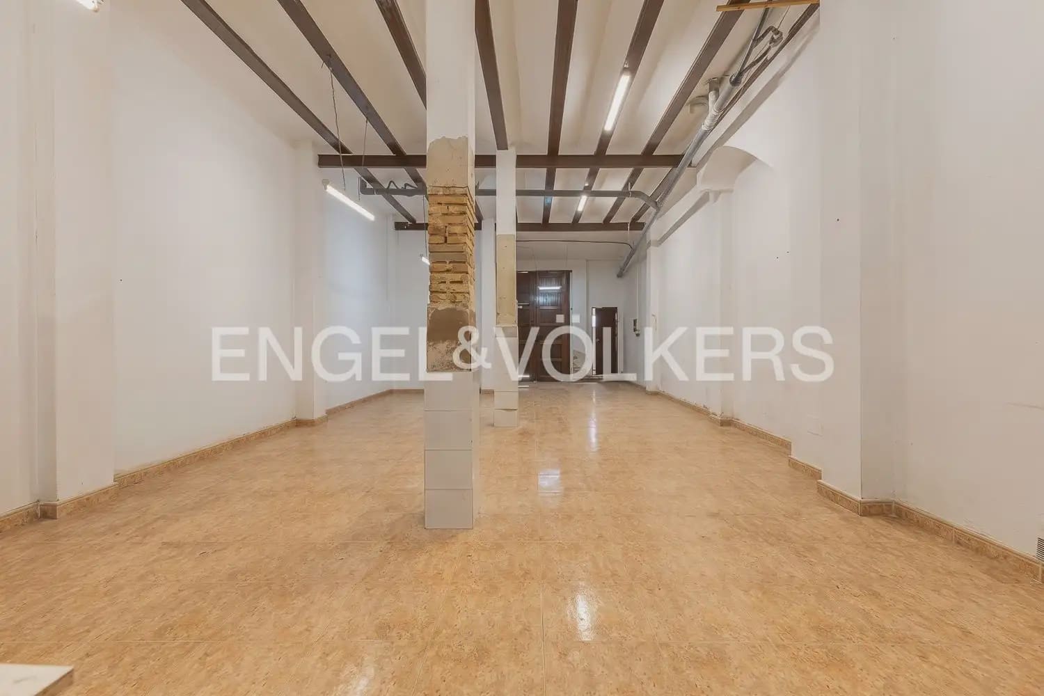 6 soveværelse Byhus til salg i Tavernes Blanques - € 495.000 (Ref: 10144876)