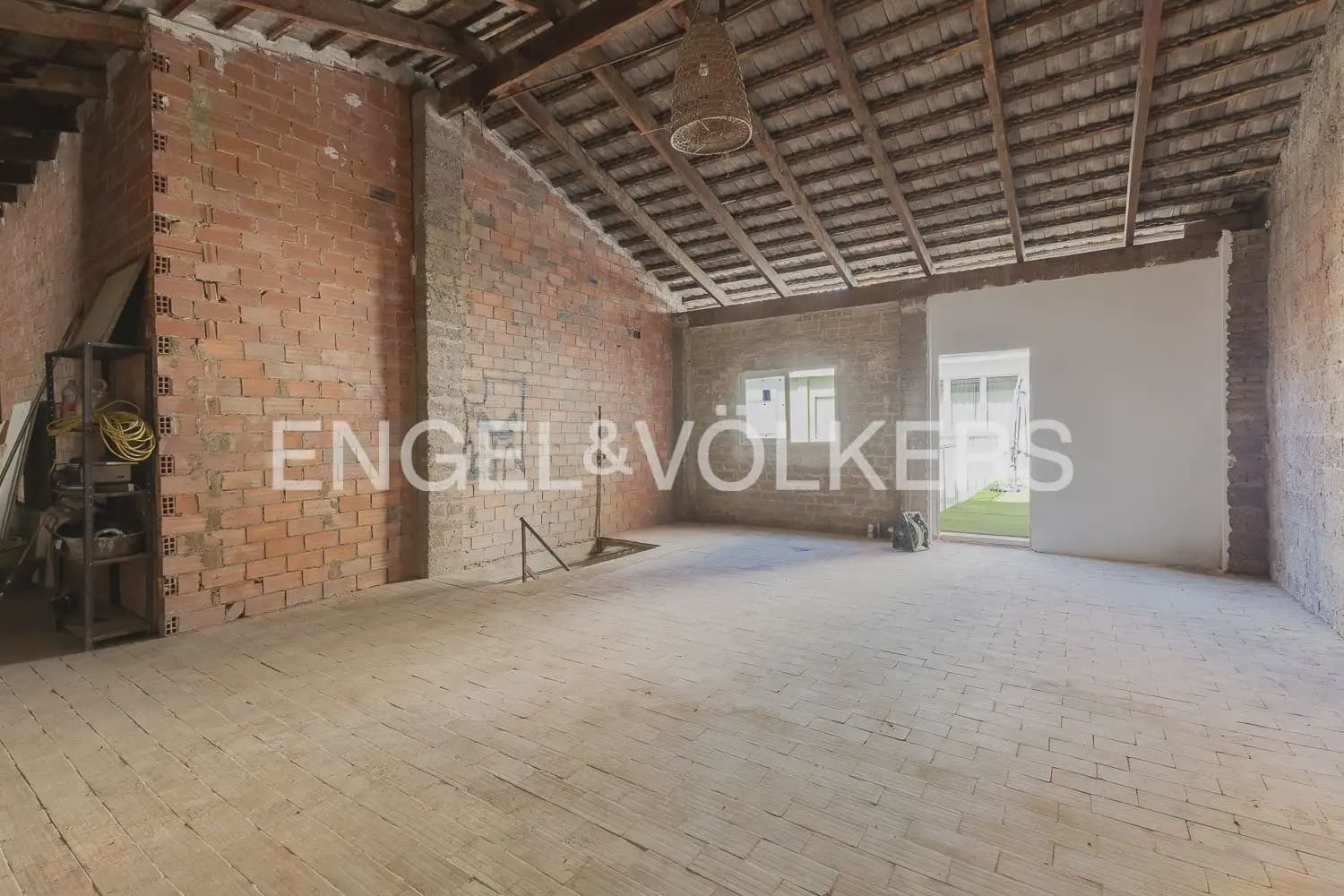 6 soveværelse Byhus til salg i Tavernes Blanques - € 495.000 (Ref: 10144876)