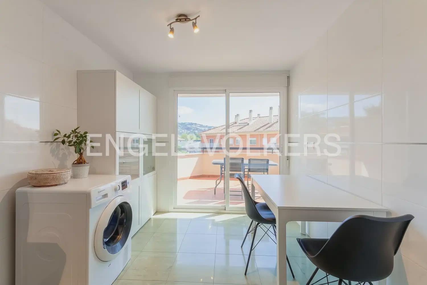 2 soverom Leilighet til salgs i Javea / Xabia med garasje - € 465 000 (Ref: 10144992)