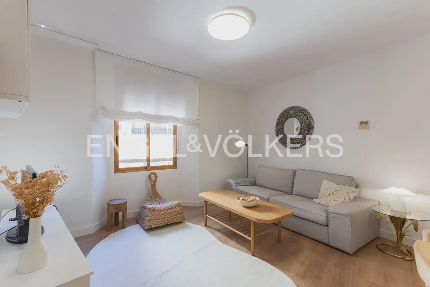 2 sovrum Lägenhet att hyra i Valencia stad - 1 700 € (Ref: 10145252)