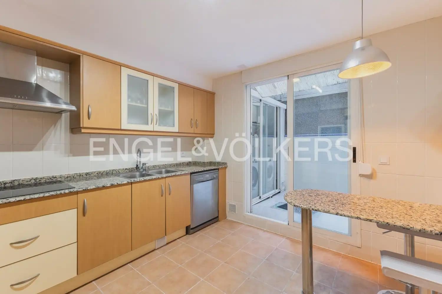 4 soveværelse Rækkehus til leje i Almassera med garage - € 2.000 (Ref: 10145253)