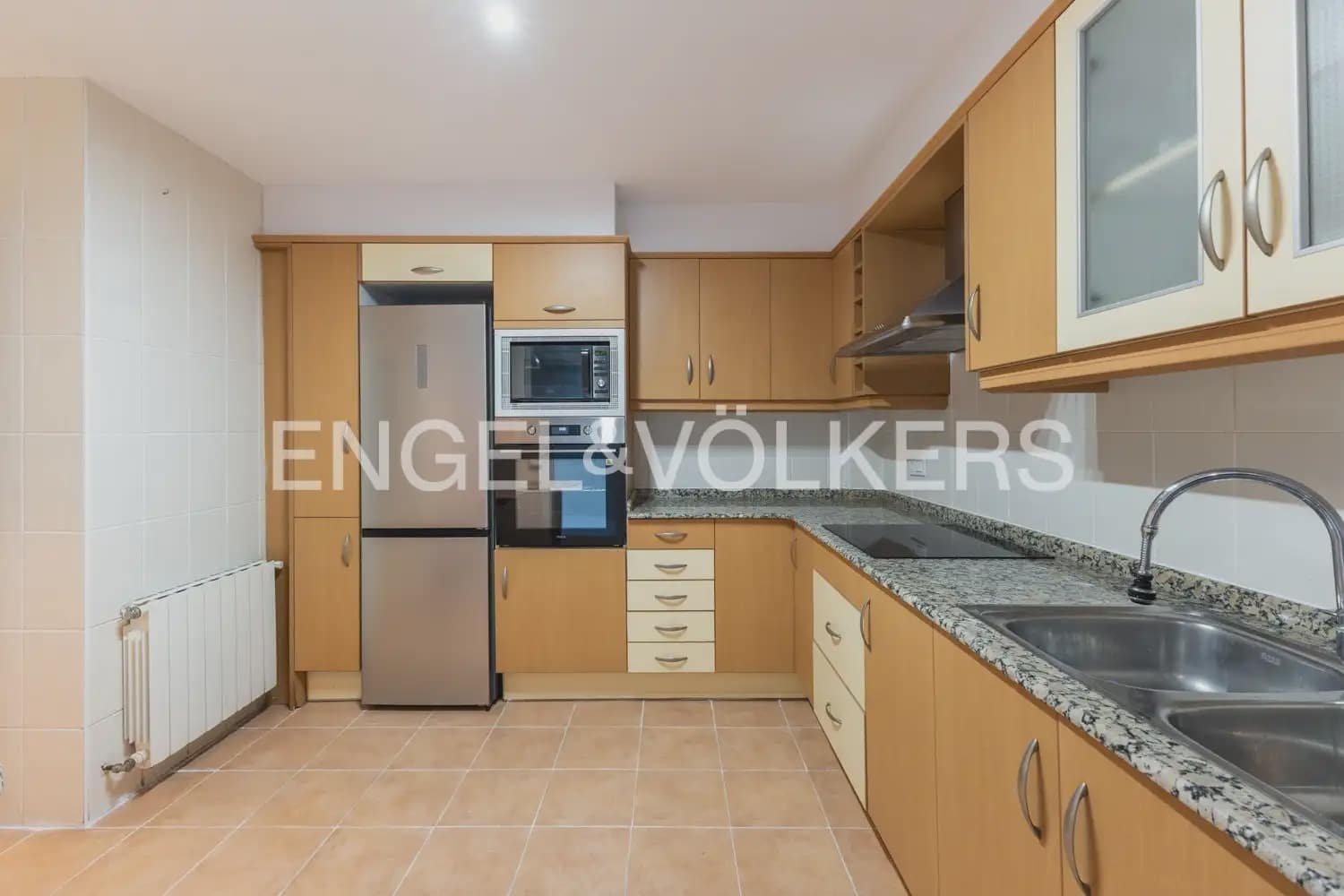 4 soveværelse Rækkehus til leje i Almassera med garage - € 2.000 (Ref: 10145253)