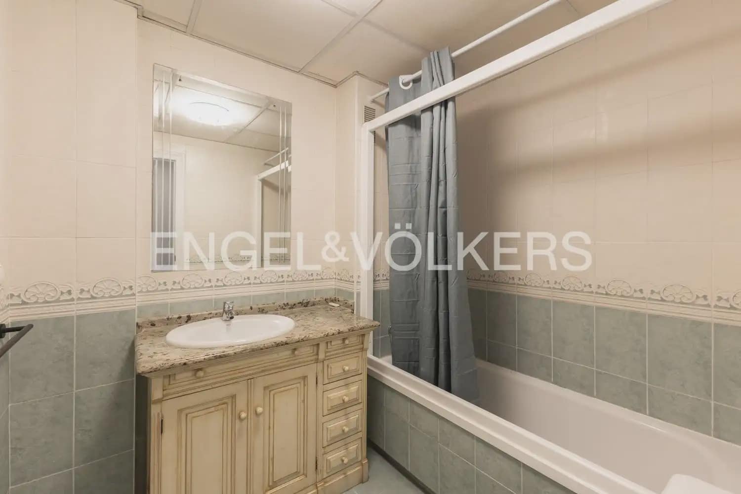 4 soveværelse Rækkehus til leje i Almassera med garage - € 2.000 (Ref: 10145253)