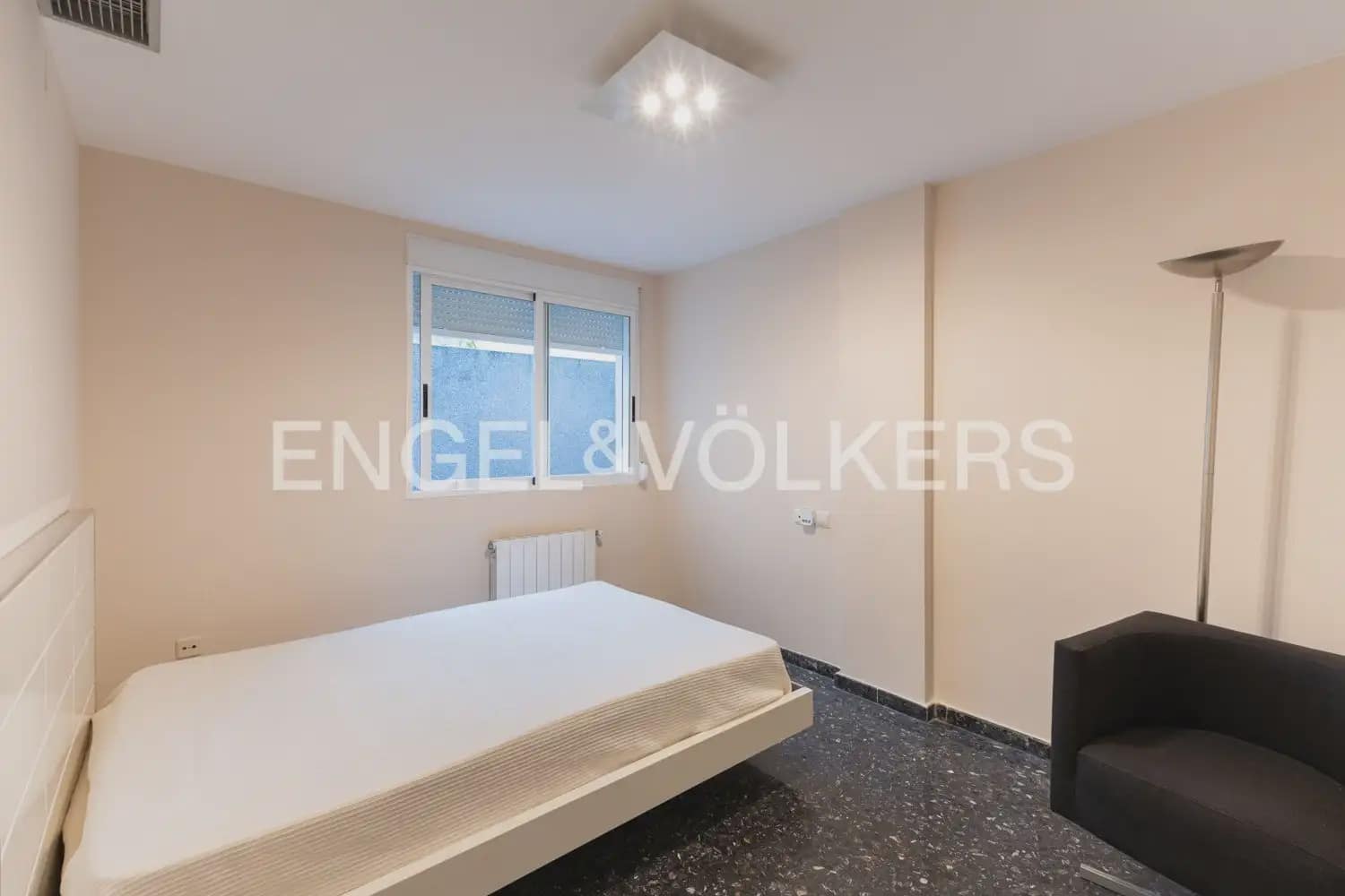 4 soveværelse Rækkehus til leje i Almassera med garage - € 2.000 (Ref: 10145253)