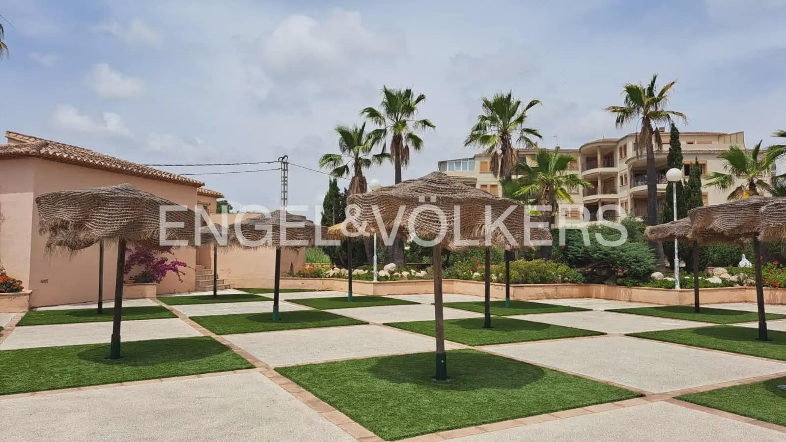 2 quarto Penthouse para arrendar em Javea / Xabia com piscina garagem - 1 500 € (Ref: 10145254)