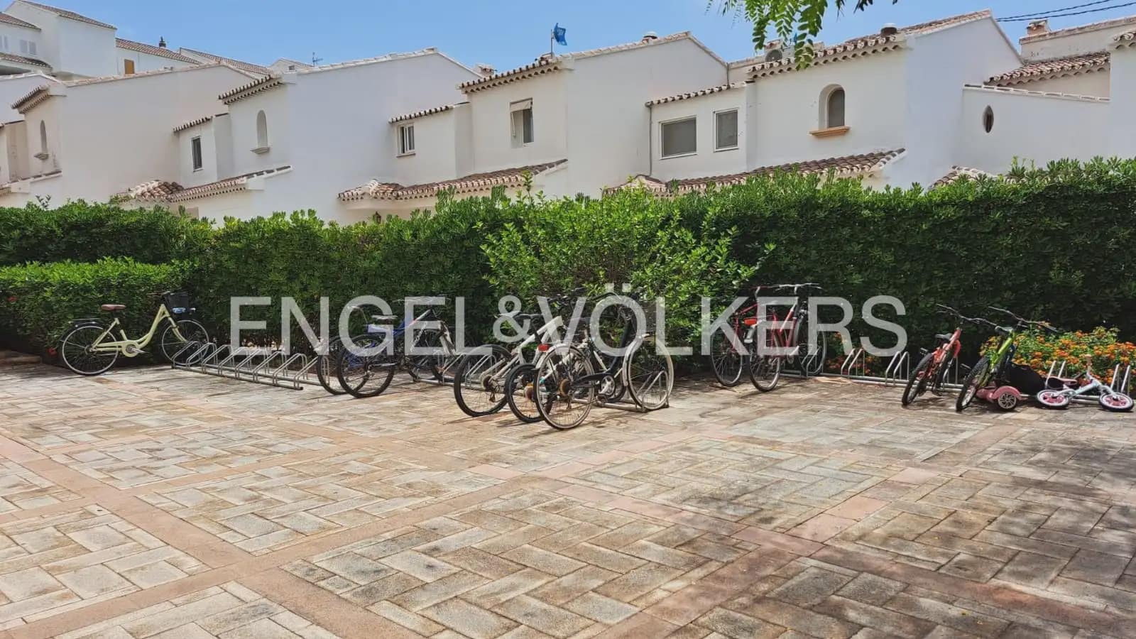 2 quarto Penthouse para arrendar em Javea / Xabia com piscina garagem - 1 500 € (Ref: 10145254)