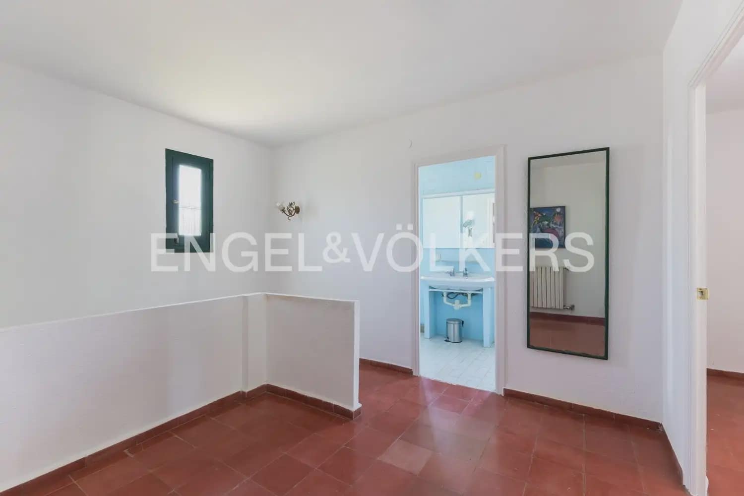 4 soverom Villa til salgs i Paterna med svømmebasseng garasje - € 670 000 (Ref: 10145255)