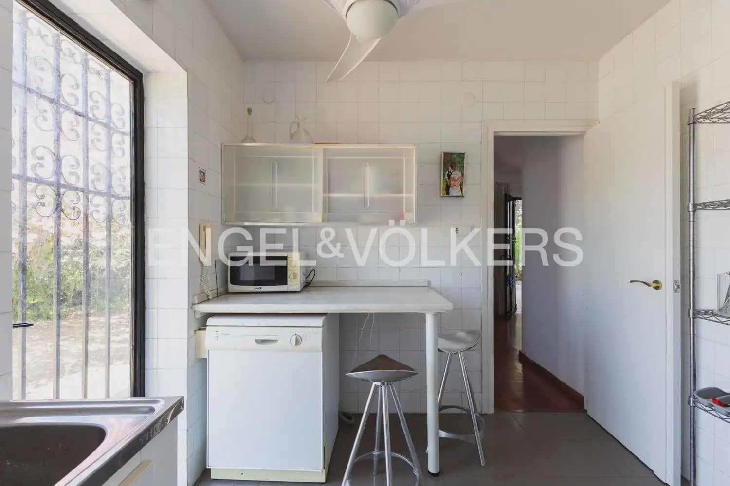 4 soverom Villa til salgs i Paterna med svømmebasseng garasje - € 670 000 (Ref: 10145255)