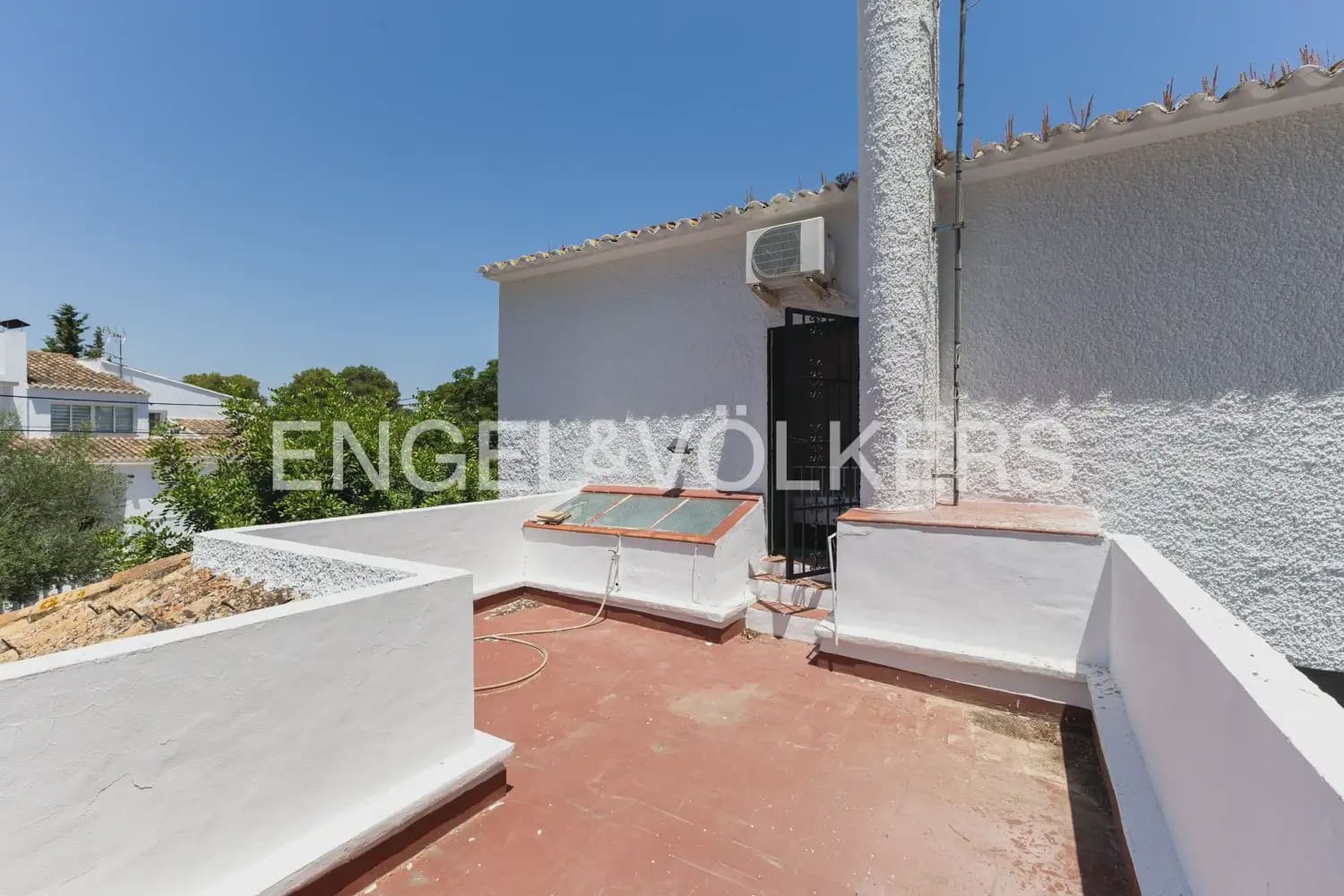 4 soverom Villa til salgs i Paterna med svømmebasseng garasje - € 670 000 (Ref: 10145255)