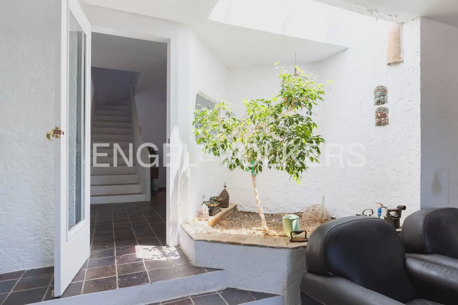 4 soverom Villa til salgs i Paterna med svømmebasseng garasje - € 670 000 (Ref: 10145255)