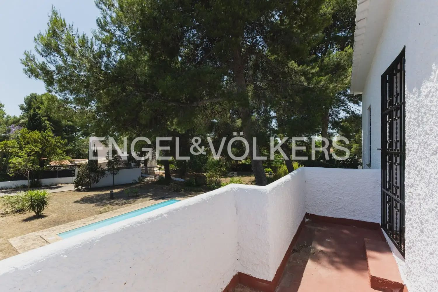 4 soverom Villa til salgs i Paterna med svømmebasseng garasje - € 670 000 (Ref: 10145255)