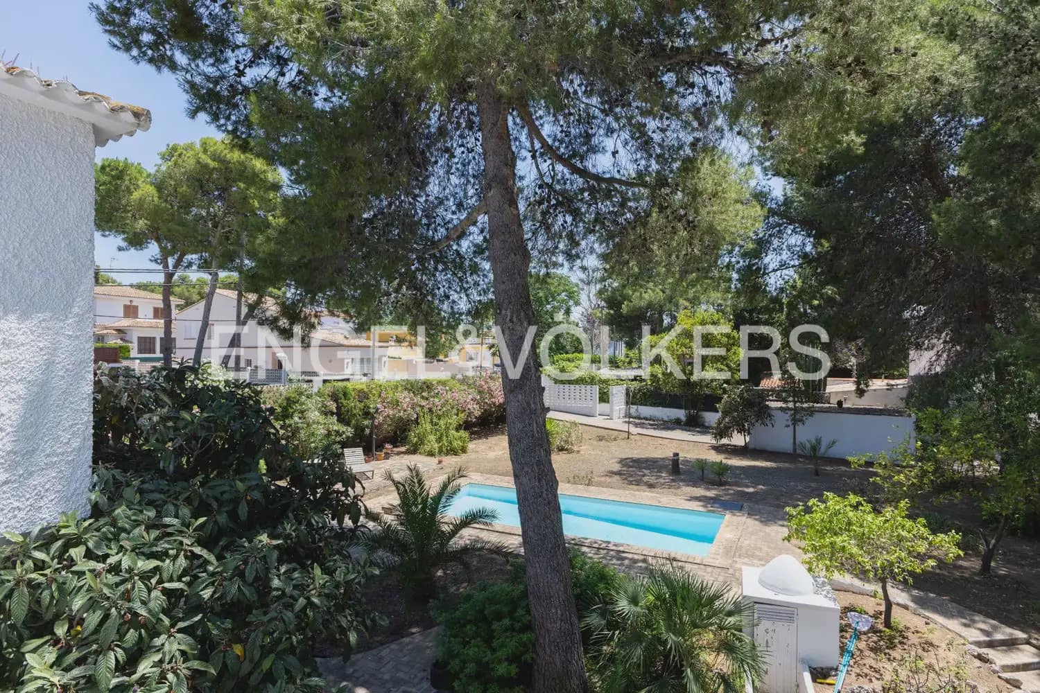 4 soverom Villa til salgs i Paterna med svømmebasseng garasje - € 670 000 (Ref: 10145255)