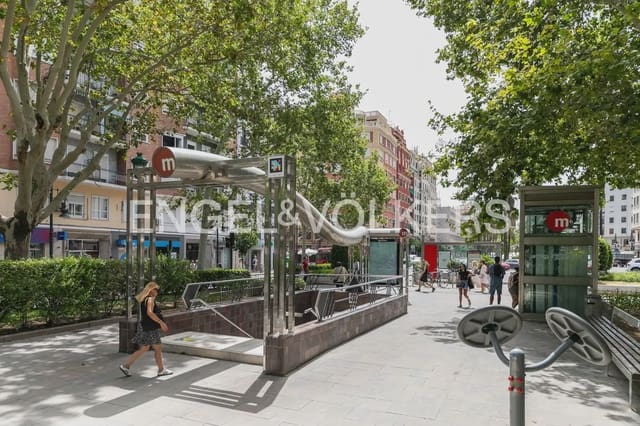 Garage te koop in Arrancapins, Valencia stad - € 18.000 (Ref: 10153696)