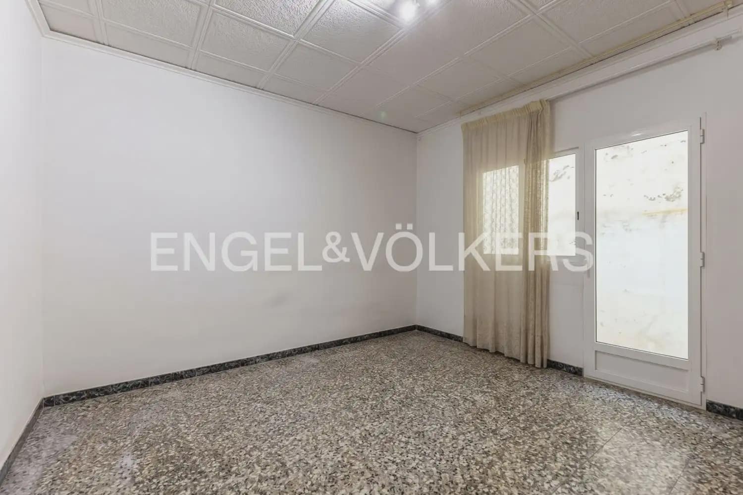 4 soveværelse Byhus til salg i Sueca med garage - € 275.000 (Ref: 10153697)