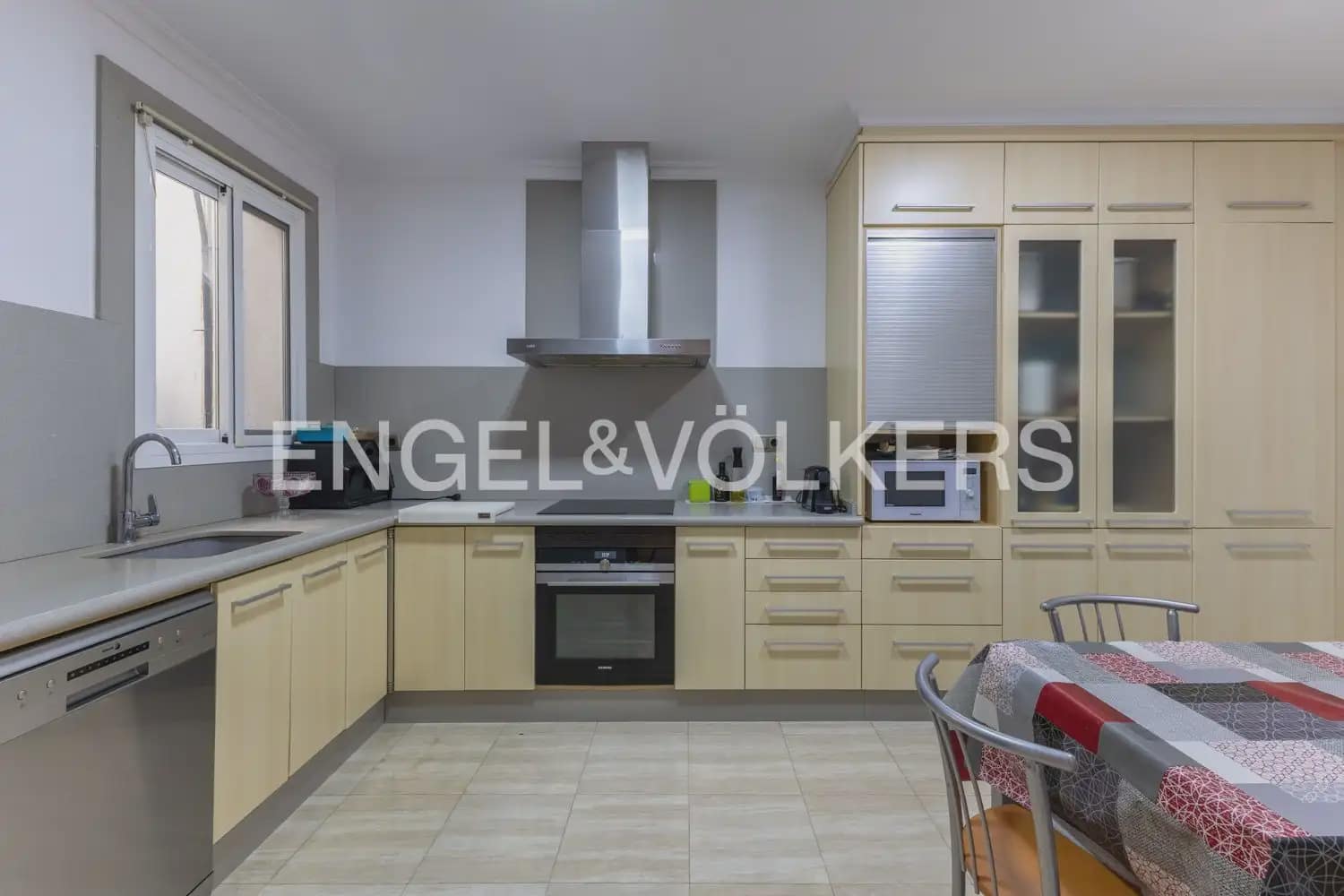 4 soveværelse Byhus til salg i Sueca med garage - € 275.000 (Ref: 10153697)