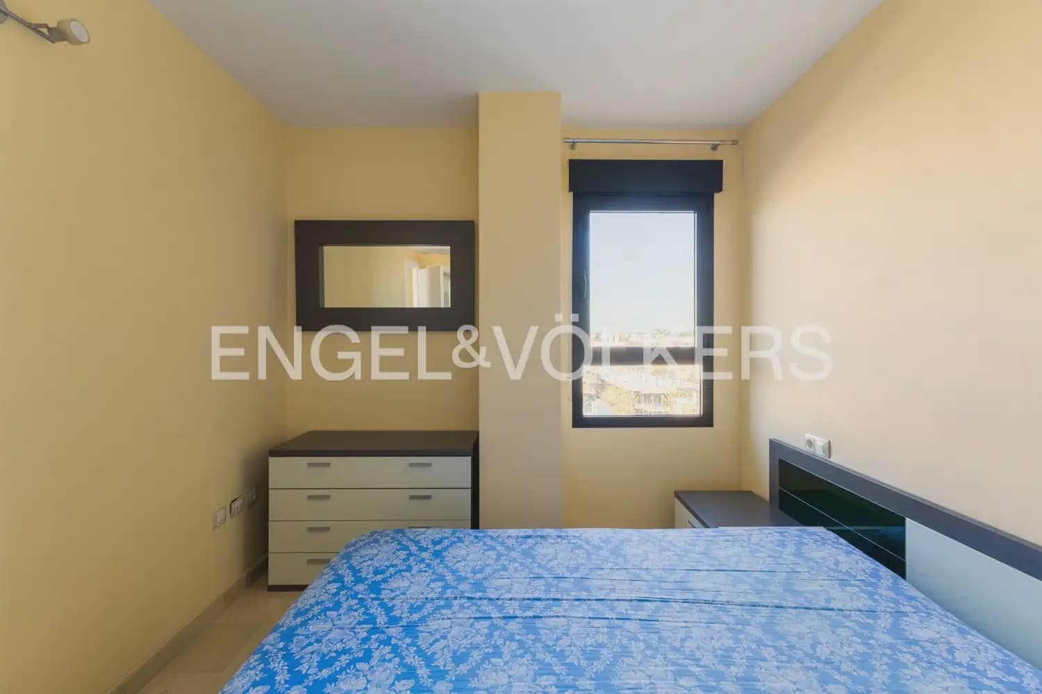 1 slaapkamer Flat te huur in Puig met zwembad garage - € 1.000 (Ref: 10153860)